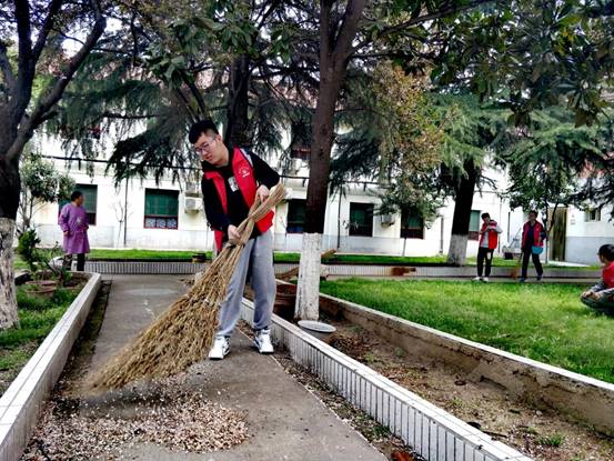 C74EA930D35828D08D762B73A1F6905C